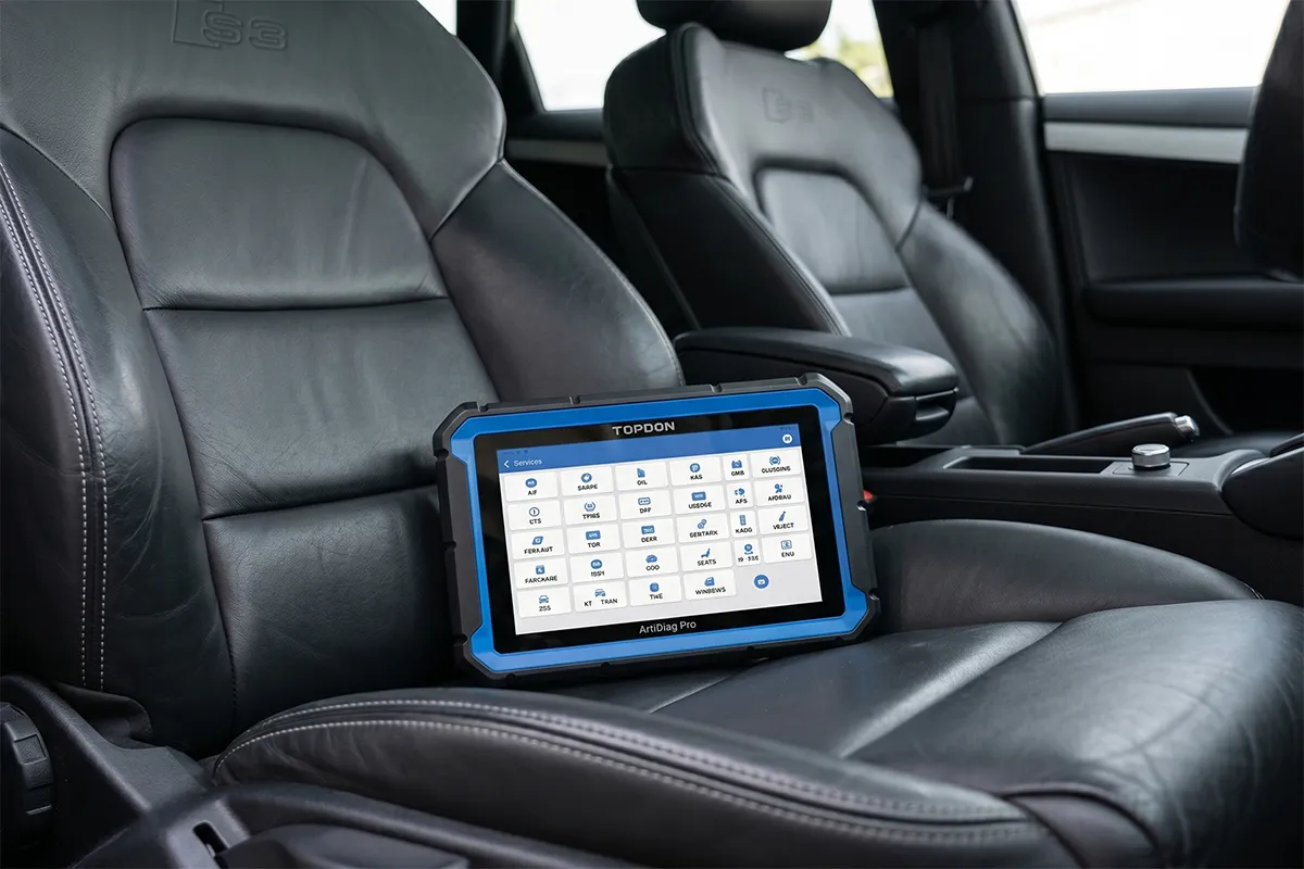 Close-up of the TOPDON ArtiDiag Pro tablet displaying its 35 maintenance service functions