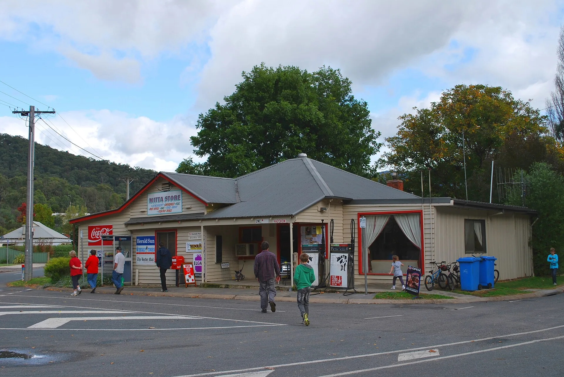 Mitta Mitta General Store on the Omeo Highway in north-east Victoria, with people walking out front