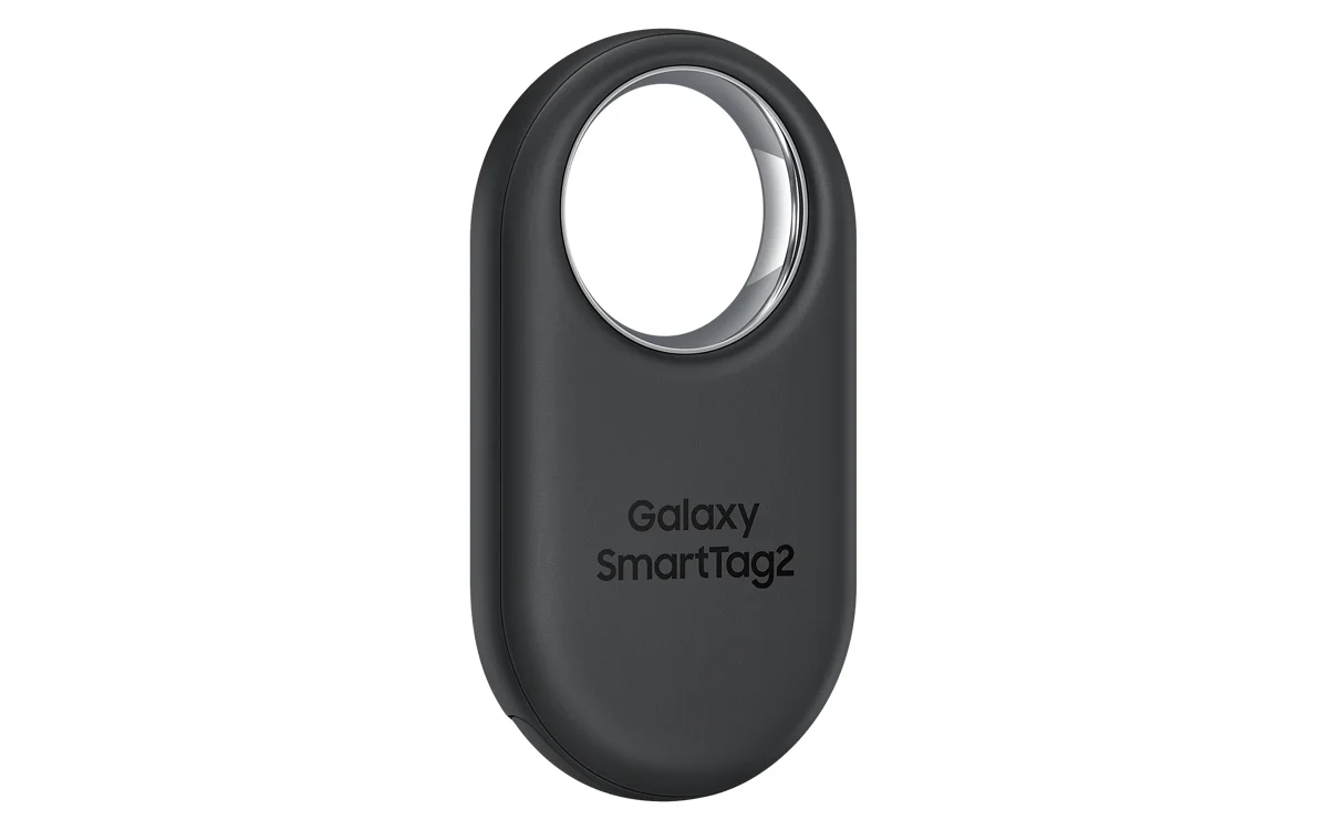 Black Samsung Galaxy SmartTag2 Bluetooth tracker tag with its metal key ring loop